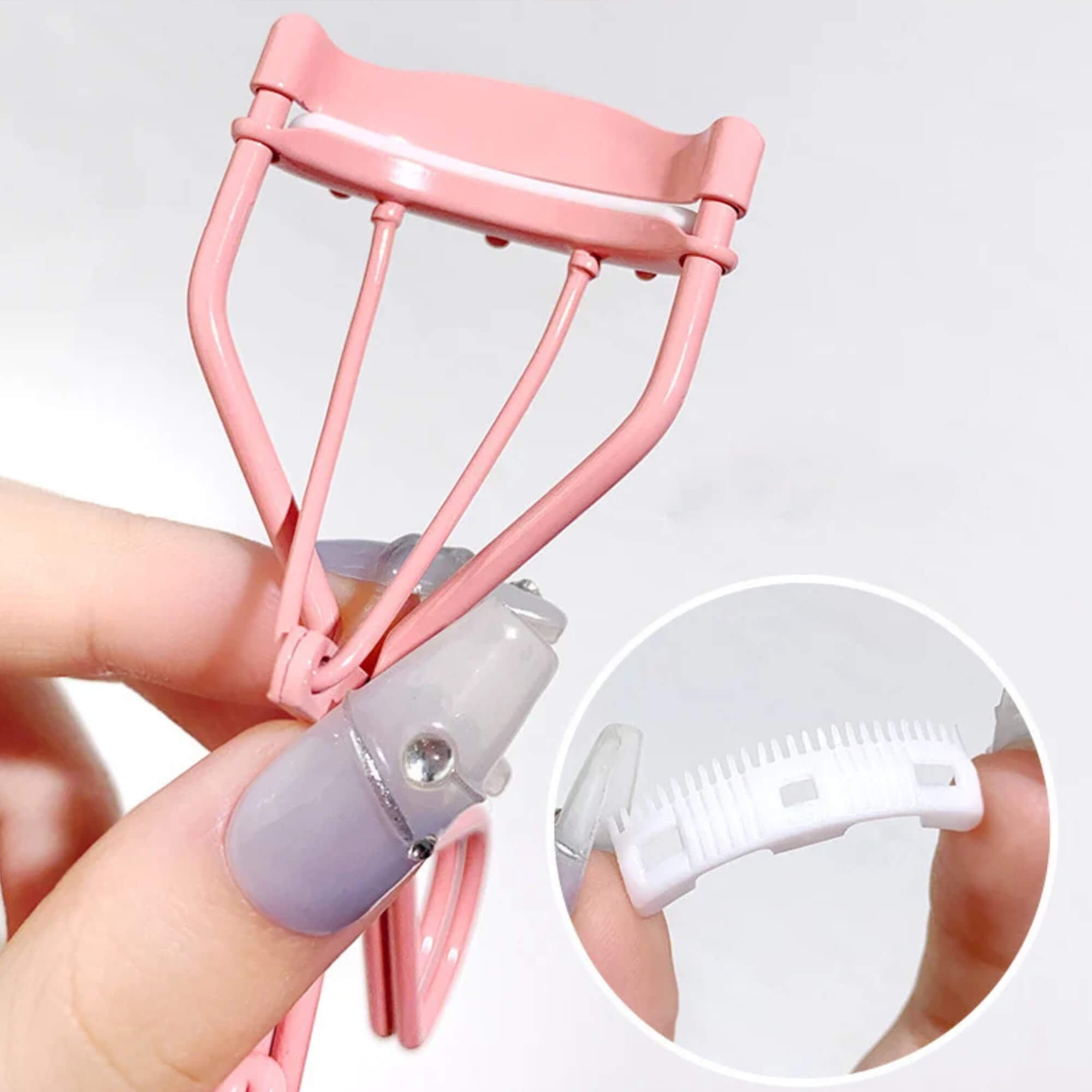 Lash Precision: Curvador de cílios com pente